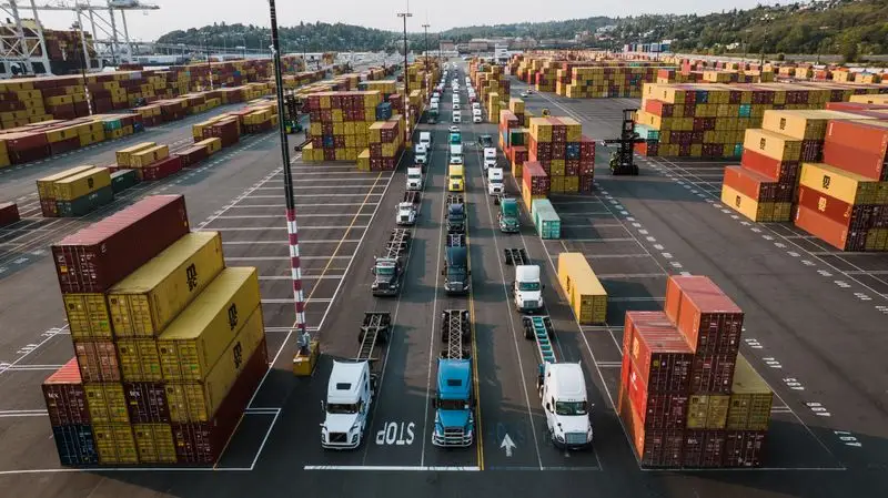 Cargo port representing value added logistics